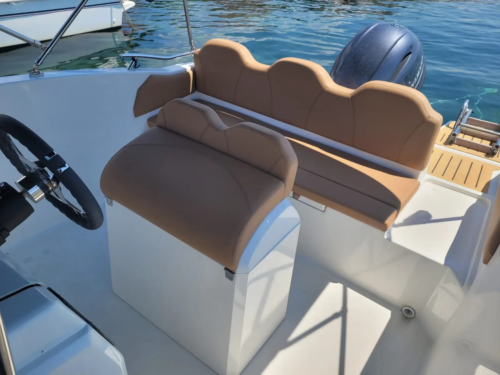 Cayman-Bijeli-N-5 Cayman-Bijeli-N-5
